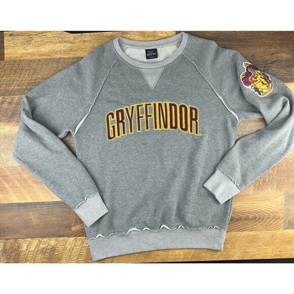Wizarding World of Harry Potter Gryffindor Medium Sweatshirt Universal Studios - Picture 1 of 7